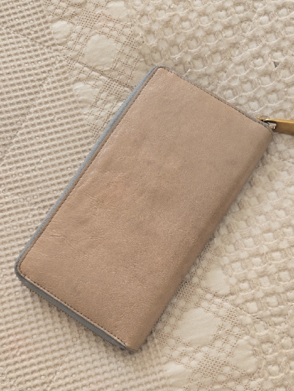 margot Taupe Leather Zip Wristlet Wallet with Blue Trim Normcore Anthropologie - Picture 4 of 8